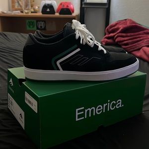 Emerica KSL G6 skate shoe size 10us